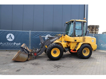 Riteņu iekrāvējs VOLVO L35G