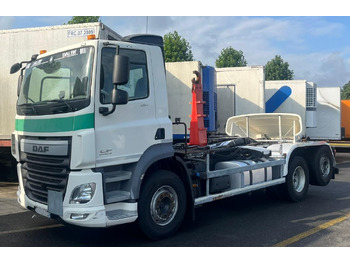 Pacēlājs ar āķi DAF CF 460