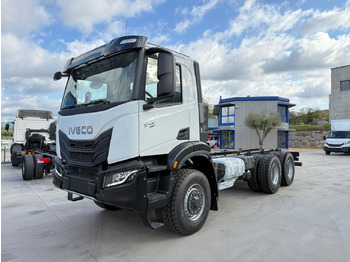 Šasija kravas automašīna IVECO X-WAY