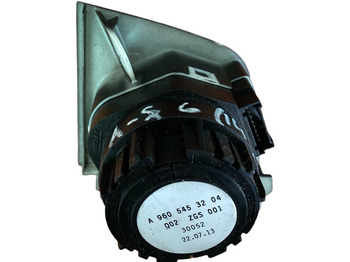 Mērinstrumentu panelis Mercedes-Benz 2013: foto 2 Mērinstrumentu panelis Mercedes-Benz 2013: foto 2