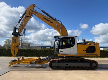 Demontāžas ekskavators LIEBHERR R 922