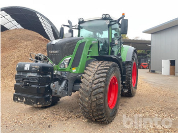 Traktors FENDT 826 Vario