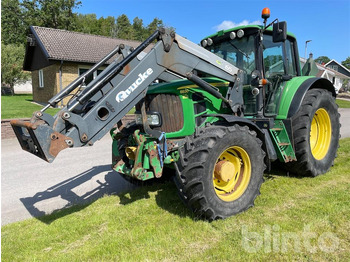 Traktors JOHN DEERE 6830