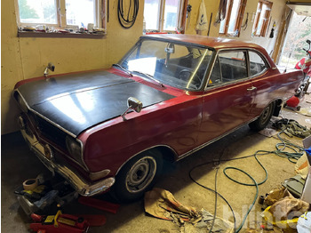 Vieglā automašīna OPEL