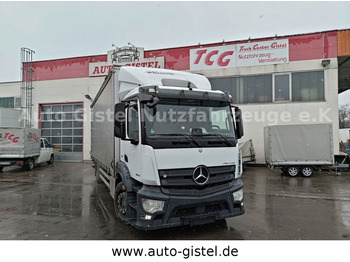 Kravas automašīna ar tentu MERCEDES-BENZ Antos 1833