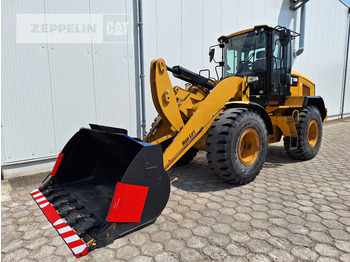 Riteņu iekrāvējs CATERPILLAR 926M