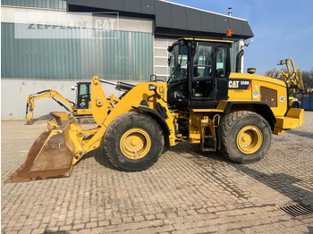 Riteņu iekrāvējs CATERPILLAR 938M