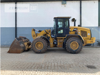 Riteņu iekrāvējs CATERPILLAR 938M