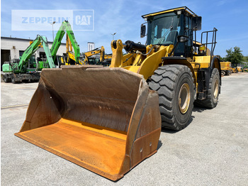 Riteņu iekrāvējs CATERPILLAR 966K