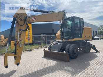 Riteņu ekskavators CATERPILLAR M316