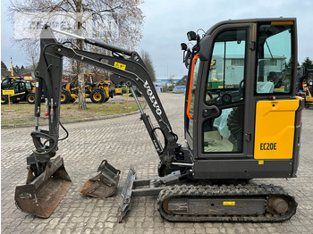 Mini-ekskavators Volvo EC20E: foto 2