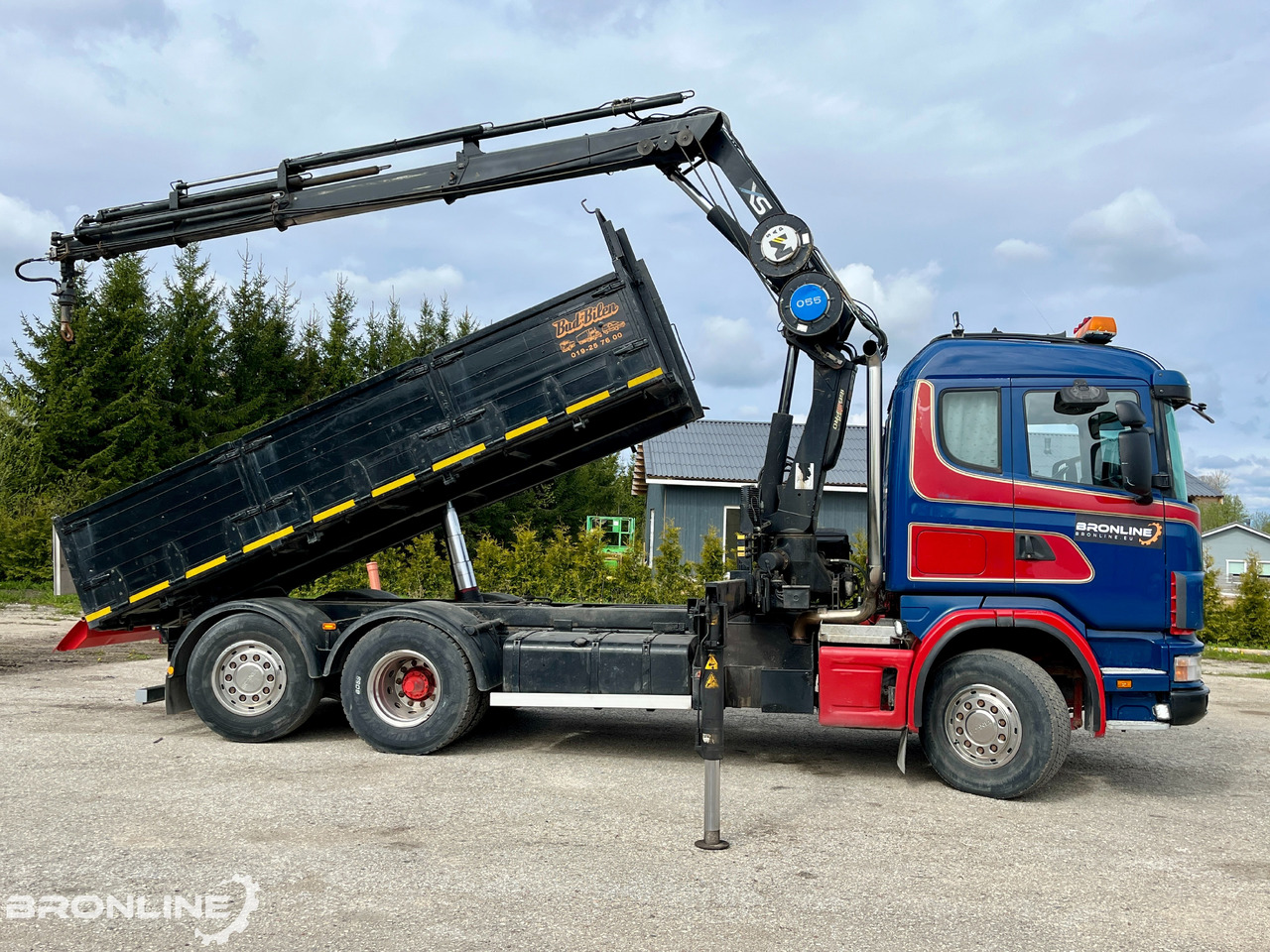 2002 SCANIA R114 6X2*4 Tipper+HIAB 166-e5 crane - Kravas automašīna pašizgāzējs, Kravas auto ar manipulatoru: foto 4 2002 SCANIA R114 6X2*4 Tipper+HIAB 166-e5 crane - Kravas automašīna pašizgāzējs, Kravas auto ar manipulatoru: foto 4