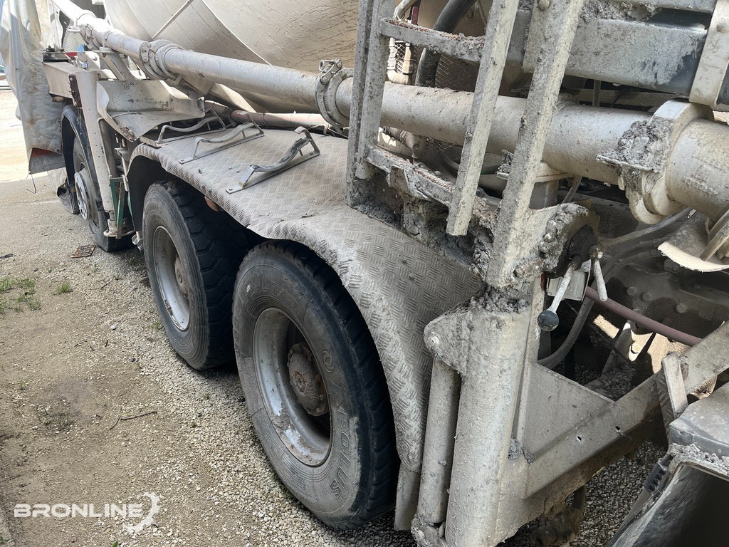 2003 MERCEDES-BENZ ACTROS 3240B 8X4/4 Mixer - Betonvedējs: foto 5 2003 MERCEDES-BENZ ACTROS 3240B 8X4/4 Mixer - Betonvedējs: foto 5