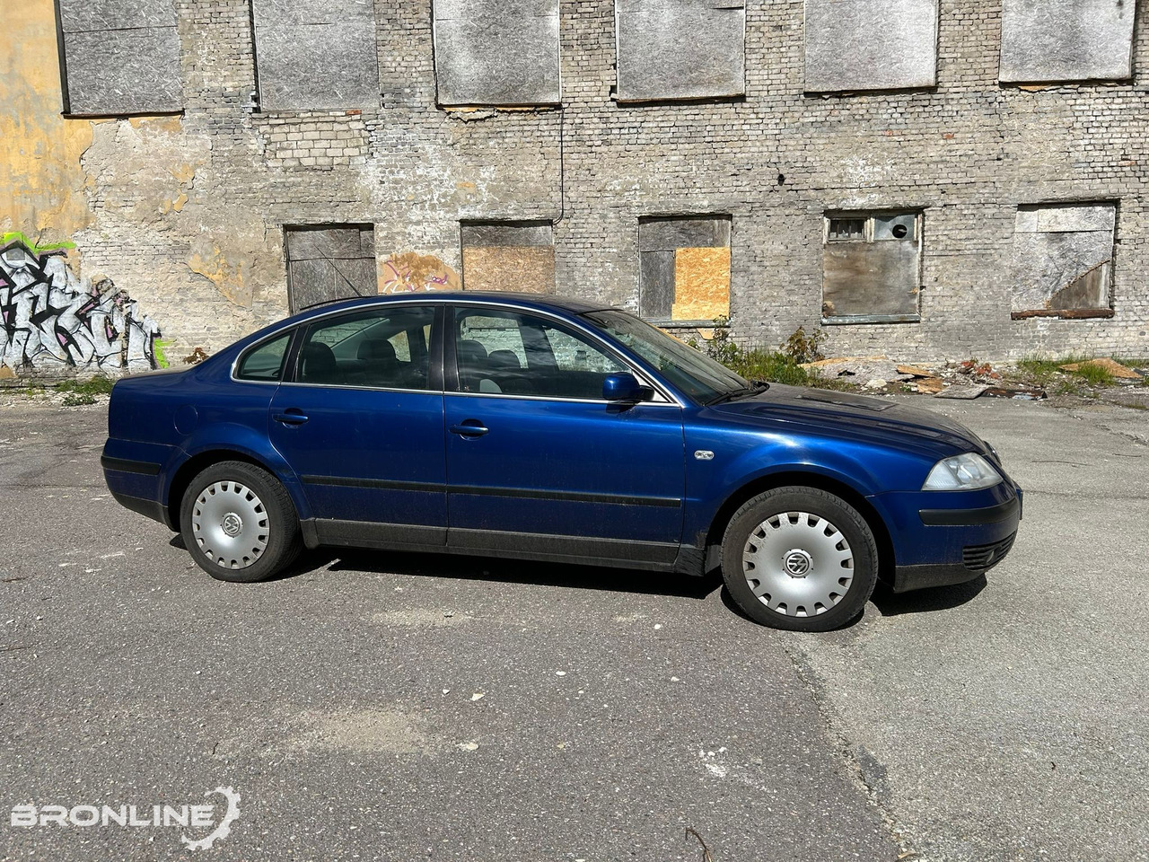 2003 Volkswagen Passat B5 1.8 110kW - Vieglā automašīna: foto 4 2003 Volkswagen Passat B5 1.8 110kW - Vieglā automašīna: foto 4
