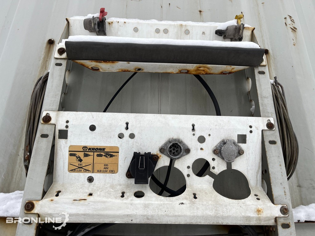 2006 KRONE SDP 27ELB2-CS curtain side semi-trailer - Tenta puspiekabe: foto 5 2006 KRONE SDP 27ELB2-CS curtain side semi-trailer - Tenta puspiekabe: foto 5