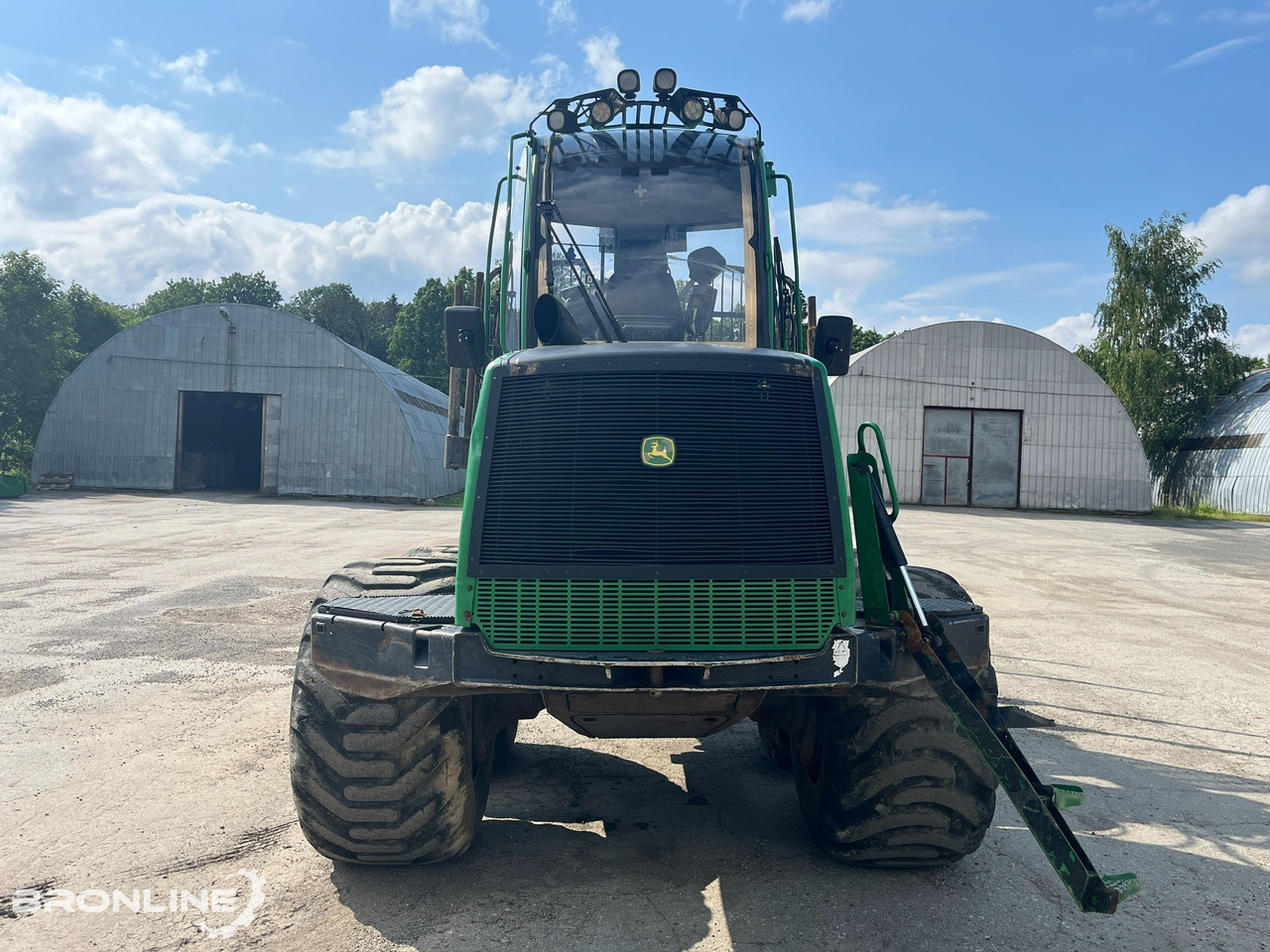 2010 John Deere 1110E Forwarder 8x8 - Forvarders: foto 3 2010 John Deere 1110E Forwarder 8x8 - Forvarders: foto 3