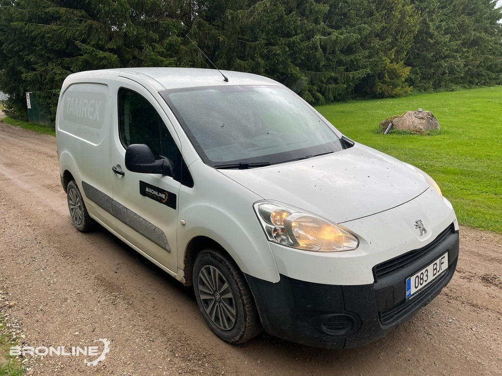 2013 Peugeot Partner 1.6d 55kW - Mazs furgons: foto 2 2013 Peugeot Partner 1.6d 55kW - Mazs furgons: foto 2