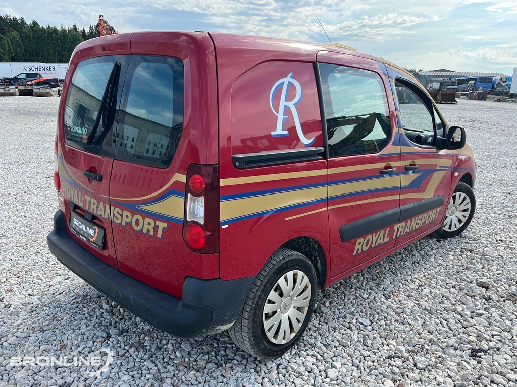 2015 Citroën Berlingo 1.6 84kW - Vieglā automašīna: foto 5 2015 Citroën Berlingo 1.6 84kW - Vieglā automašīna: foto 5