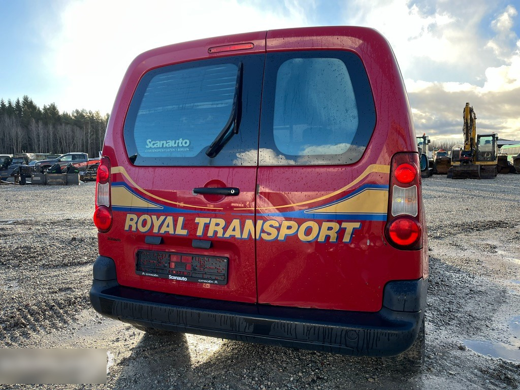 2015 Citroën Berlingo 1.6 84kw - Vieglā automašīna: foto 5 2015 Citroën Berlingo 1.6 84kw - Vieglā automašīna: foto 5