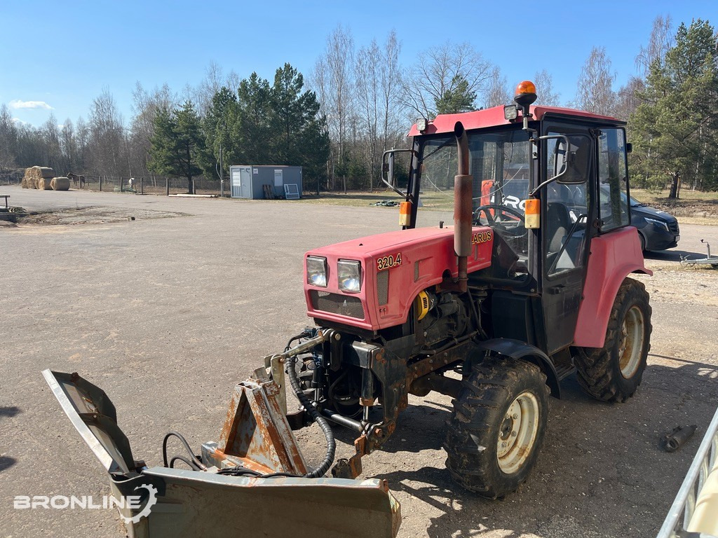 2016 Belarus 320.4 Tractor + Snow plow - Traktors, Sniega arkls: foto 3 2016 Belarus 320.4 Tractor + Snow plow - Traktors, Sniega arkls: foto 3