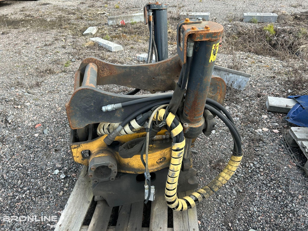 Engcon EC20B S70 Tiltrotator - Tiltrotators: foto 1 Engcon EC20B S70 Tiltrotator - Tiltrotators: foto 1