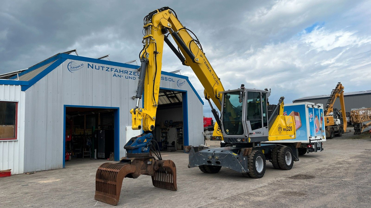 Fuchs TeRex MHL 320 D Umschlagbagger Greifer Pratzen - Atkritumu iekrāvējs: foto 3 Fuchs TeRex MHL 320 D Umschlagbagger Greifer Pratzen - Atkritumu iekrāvējs: foto 3