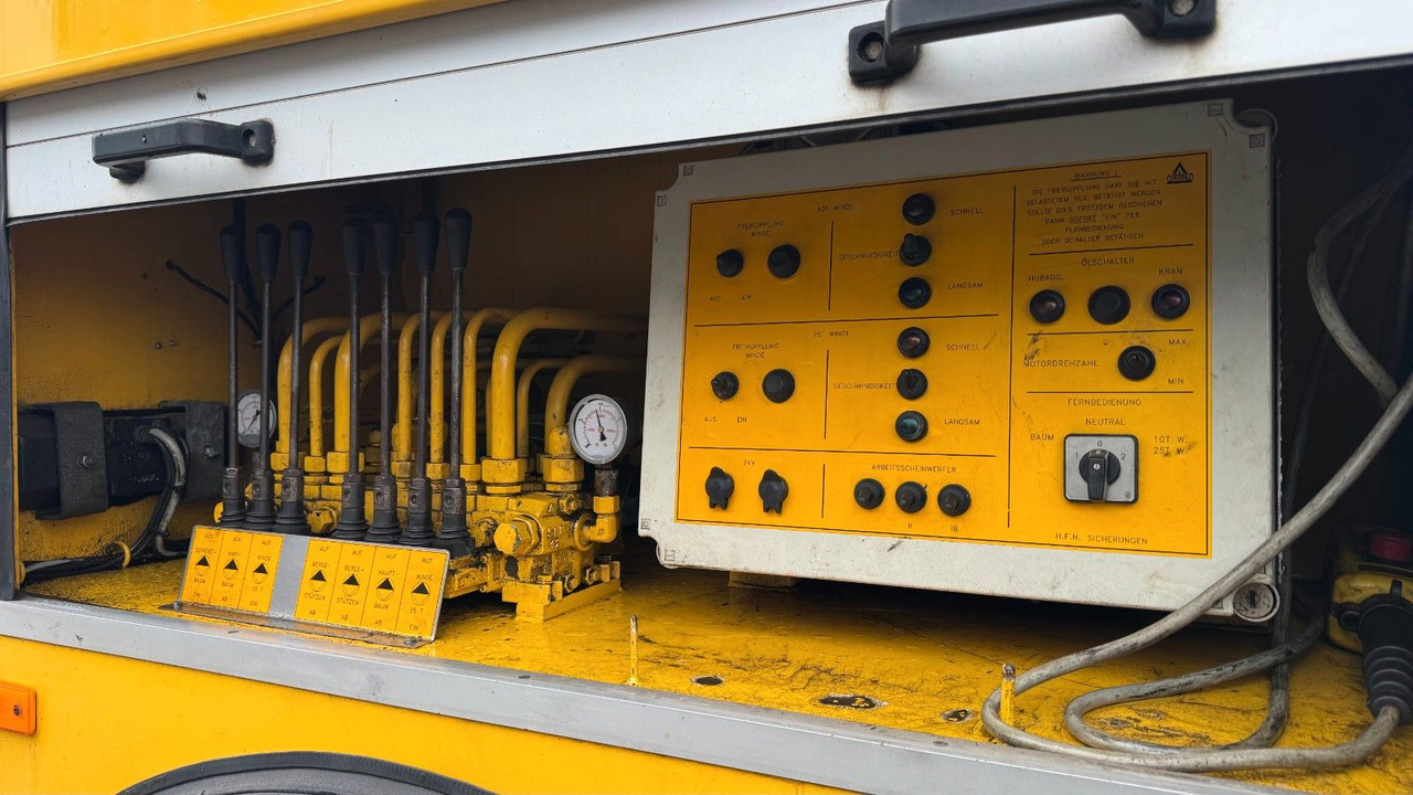 MAN 35.463 Abschleppwagen Kran LKW Berger - Auto evakuators: foto 5 MAN 35.463 Abschleppwagen Kran LKW Berger - Auto evakuators: foto 5