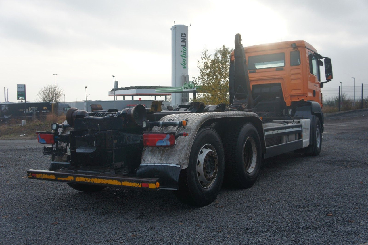 MAN TGS 26.420 Abrollkipper Meiller - Pacēlājs ar āķi: foto 4 MAN TGS 26.420 Abrollkipper Meiller - Pacēlājs ar āķi: foto 4