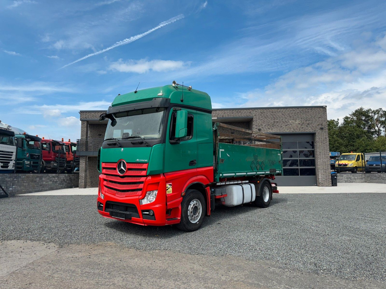 Mercedes-Benz Actros 1842 Kipper Dreiseitenkipper - Kravas automašīna pašizgāzējs: foto 3 Mercedes-Benz Actros 1842 Kipper Dreiseitenkipper - Kravas automašīna pašizgāzējs: foto 3