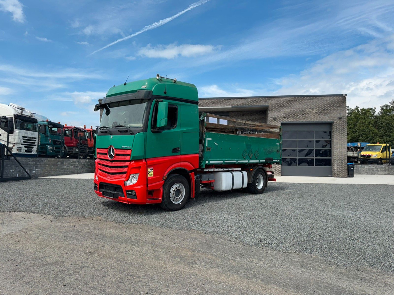 Mercedes-Benz Actros 1842 Kipper Dreiseitenkipper - Kravas automašīna pašizgāzējs: foto 2 Mercedes-Benz Actros 1842 Kipper Dreiseitenkipper - Kravas automašīna pašizgāzējs: foto 2