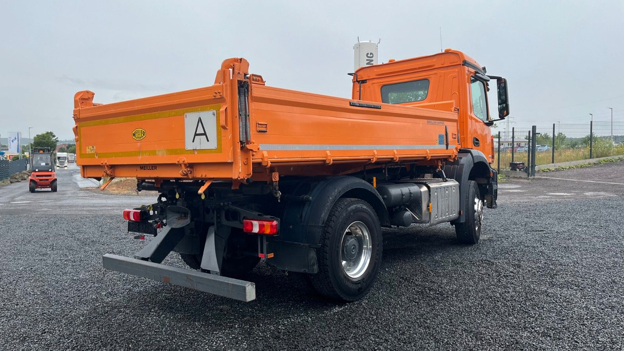 Mercedes-Benz Arocs 1835 Dreiseitenikpper Meiller - Kravas automašīna pašizgāzējs: foto 4 Mercedes-Benz Arocs 1835 Dreiseitenikpper Meiller - Kravas automašīna pašizgāzējs: foto 4