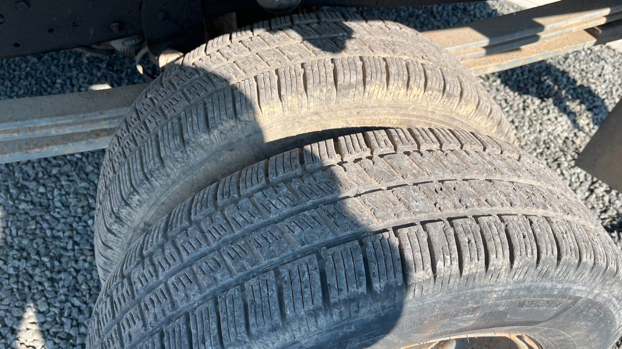 Komercauto pašizgāzējs, Kravas-pasažieru furgons Mercedes-Benz Vario 614 DK Kipper Doka Mercedes-Benz Vario 614 DK Kipper Doka: foto 14 Komercauto pašizgāzējs, Kravas-pasažieru furgons Mercedes-Benz Vario 614 DK Kipper Doka Mercedes-Benz Vario 614 DK Kipper Doka: foto 14