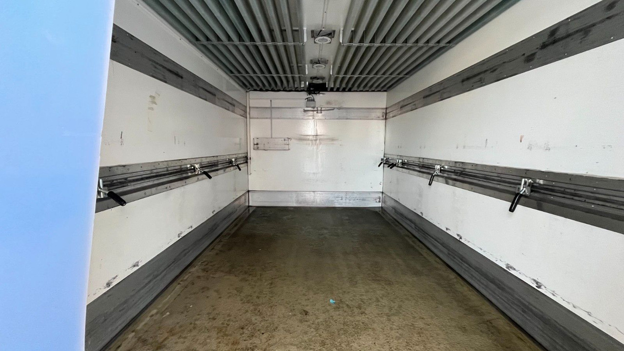 Mitsubishi Fuso Canter 9C18 Kühlkoffer Frigoblock Mitsubishi Fuso Canter 9C18 Kühlkoffer Frigoblock - Komercauto refrižerators: foto 5 Mitsubishi Fuso Canter 9C18 Kühlkoffer Frigoblock Mitsubishi Fuso Canter 9C18 Kühlkoffer Frigoblock - Komercauto refrižerators: foto 5