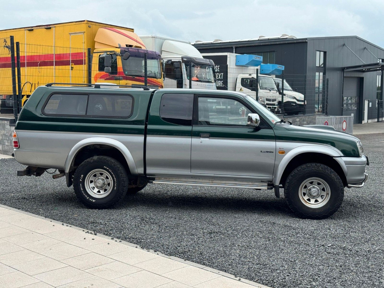 Mitsubishi L200 Klima - SUV: foto 5 Mitsubishi L200 Klima - SUV: foto 5