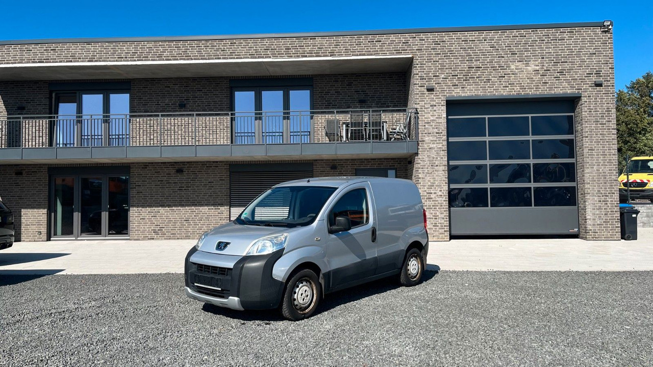 Peugeot Bipper Basis Kopfdichtungsschaden - Vieglā automašīna: foto 1 Peugeot Bipper Basis Kopfdichtungsschaden - Vieglā automašīna: foto 1