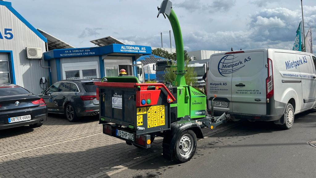 GreenMech Arborist 130 Häcksler Holz GreenMech Arborist 130 Häcksler Holz - Piekabe: foto 2 GreenMech Arborist 130 Häcksler Holz GreenMech Arborist 130 Häcksler Holz - Piekabe: foto 2