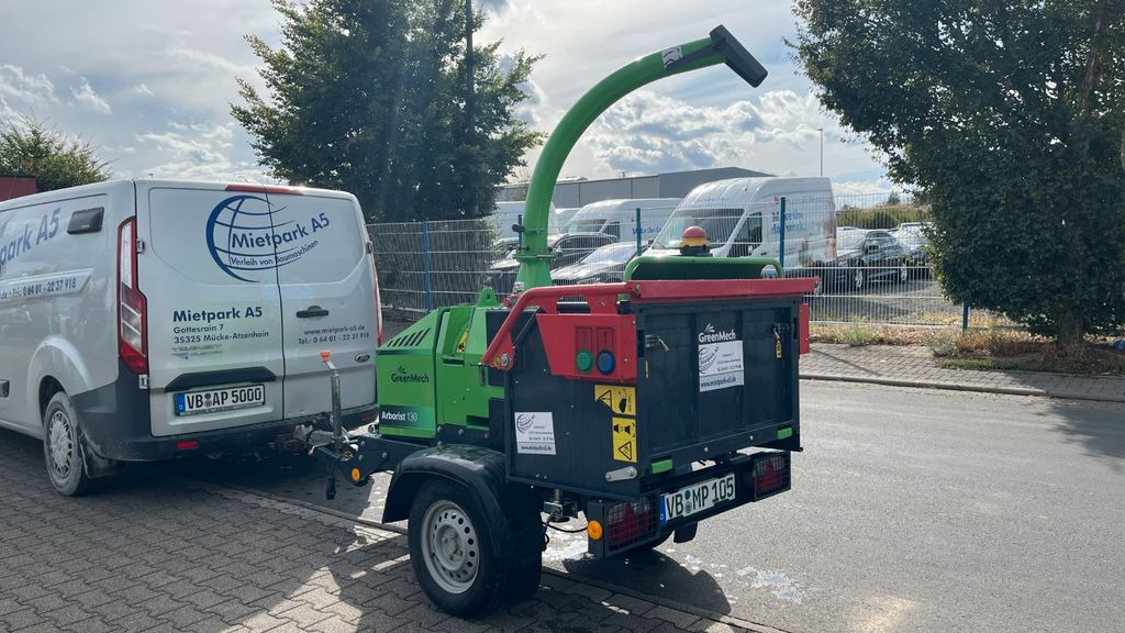 GreenMech Arborist 130 Häcksler Holz GreenMech Arborist 130 Häcksler Holz - Piekabe: foto 3 GreenMech Arborist 130 Häcksler Holz GreenMech Arborist 130 Häcksler Holz - Piekabe: foto 3