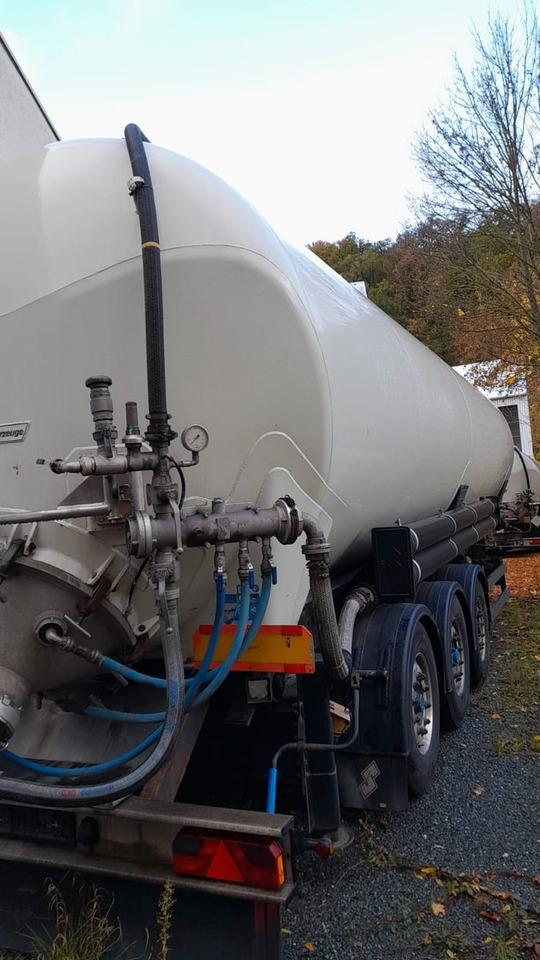 Spitzer SK 2753 CAL 53m³ Kippsilo - Silosa puspiekabe: foto 2 Spitzer SK 2753 CAL 53m³ Kippsilo - Silosa puspiekabe: foto 2