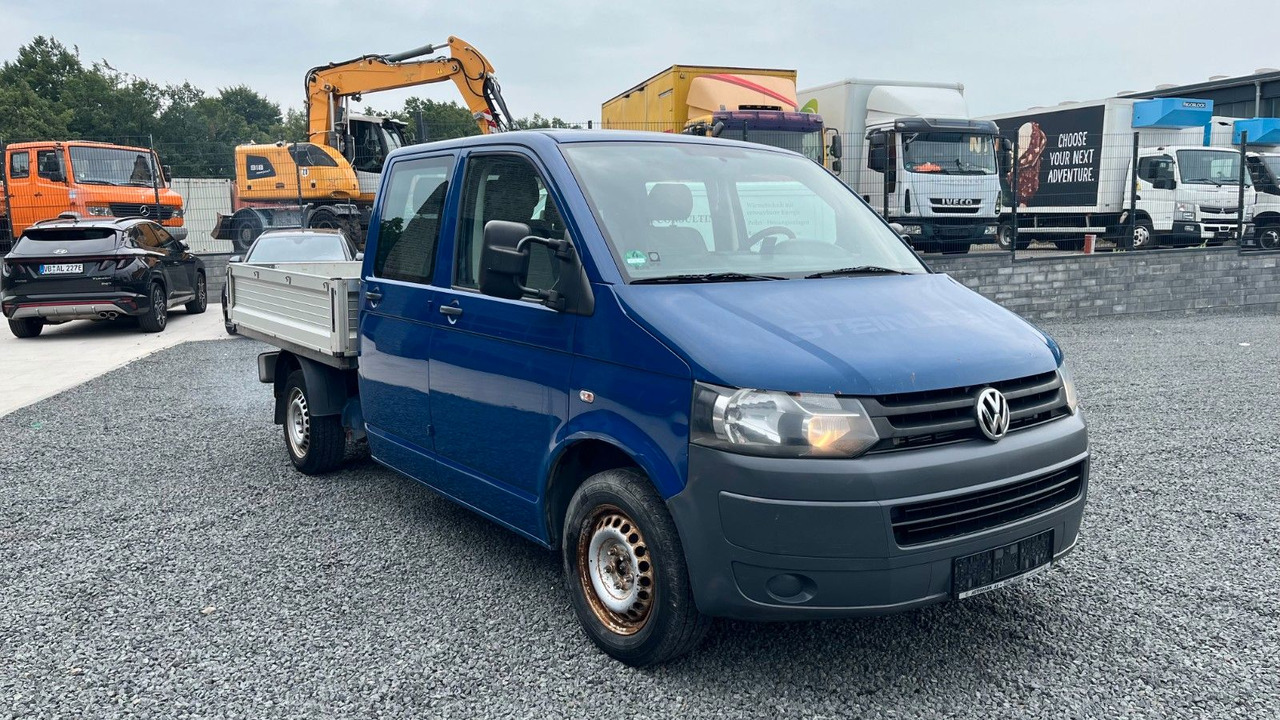 Volkswagen T5 Transporter Pritsche Doppelkabine Doka - Automašīna ar kravas platformu, Kravas-pasažieru furgons: foto 4 Volkswagen T5 Transporter Pritsche Doppelkabine Doka - Automašīna ar kravas platformu, Kravas-pasažieru furgons: foto 4