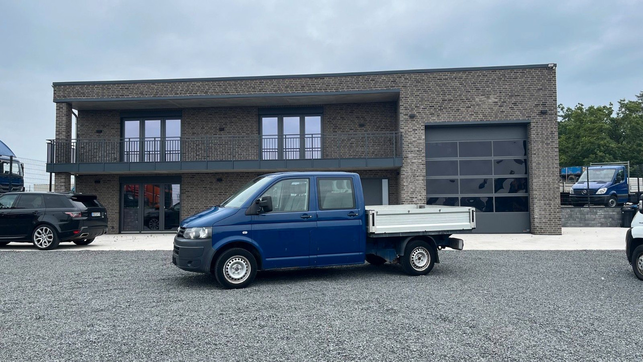 Volkswagen T5 Transporter Pritsche Doppelkabine Doka - Automašīna ar kravas platformu, Kravas-pasažieru furgons: foto 1 Volkswagen T5 Transporter Pritsche Doppelkabine Doka - Automašīna ar kravas platformu, Kravas-pasažieru furgons: foto 1