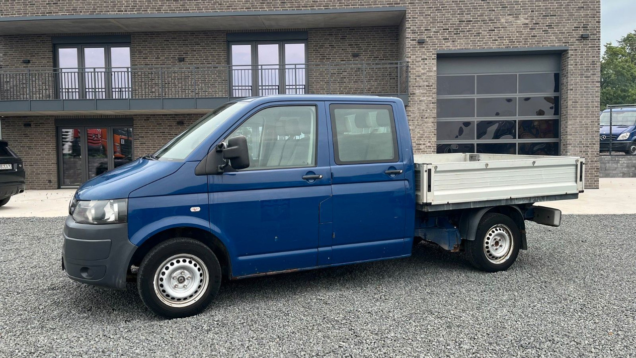 Volkswagen T5 Transporter Pritsche Doppelkabine Doka - Automašīna ar kravas platformu, Kravas-pasažieru furgons: foto 2 Volkswagen T5 Transporter Pritsche Doppelkabine Doka - Automašīna ar kravas platformu, Kravas-pasažieru furgons: foto 2