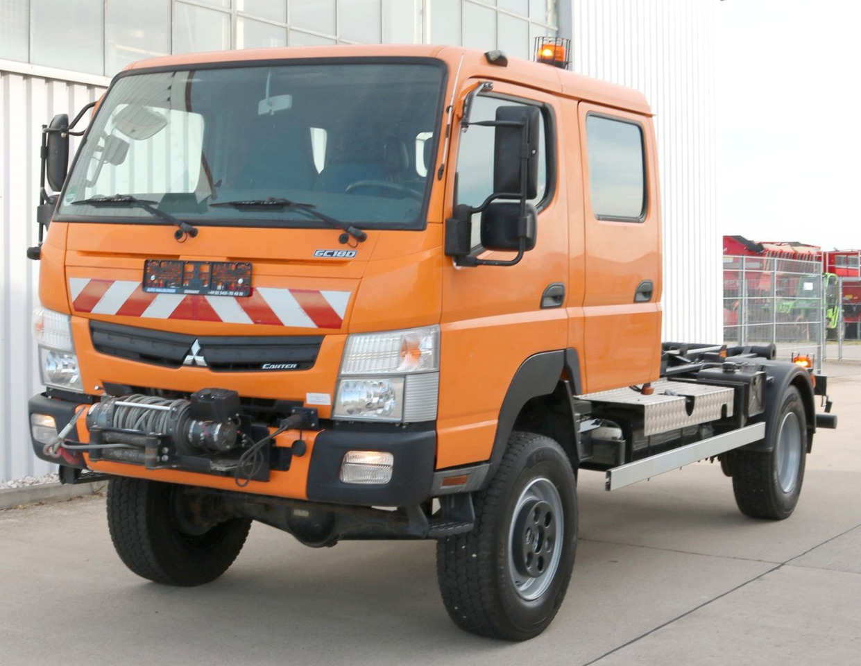 FUSO 6C180 DOKA / 4x4 /KLIMA /WINDE /Standh. / 37tkm - Šasija kravas automašīna: foto 1 FUSO 6C180 DOKA / 4x4 /KLIMA /WINDE /Standh. / 37tkm - Šasija kravas automašīna: foto 1