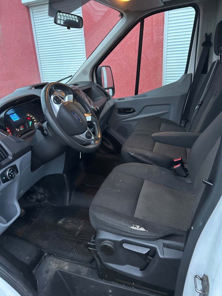 Ford TR Pritsche EL L 2 350/92 Kran - Automašīna ar kravas platformu: foto 5 Ford TR Pritsche EL L 2 350/92 Kran - Automašīna ar kravas platformu: foto 5