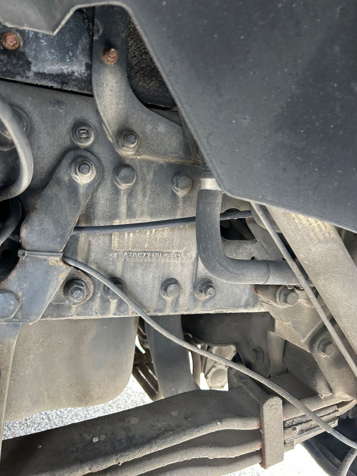 MAN TGS 33.400 6x4 Kipper Palfinger 22002 - Kravas automašīna pašizgāzējs, Kravas auto ar manipulatoru: foto 4 MAN TGS 33.400 6x4 Kipper Palfinger 22002 - Kravas automašīna pašizgāzējs, Kravas auto ar manipulatoru: foto 4