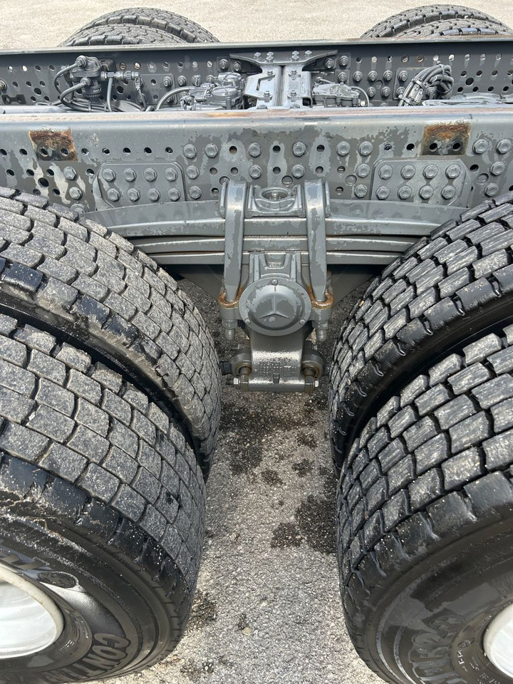 Mercedes-Benz Arocs 26.40 6x4 Kipperfahrgestell BB - Šasija kravas automašīna: foto 3 Mercedes-Benz Arocs 26.40 6x4 Kipperfahrgestell BB - Šasija kravas automašīna: foto 3