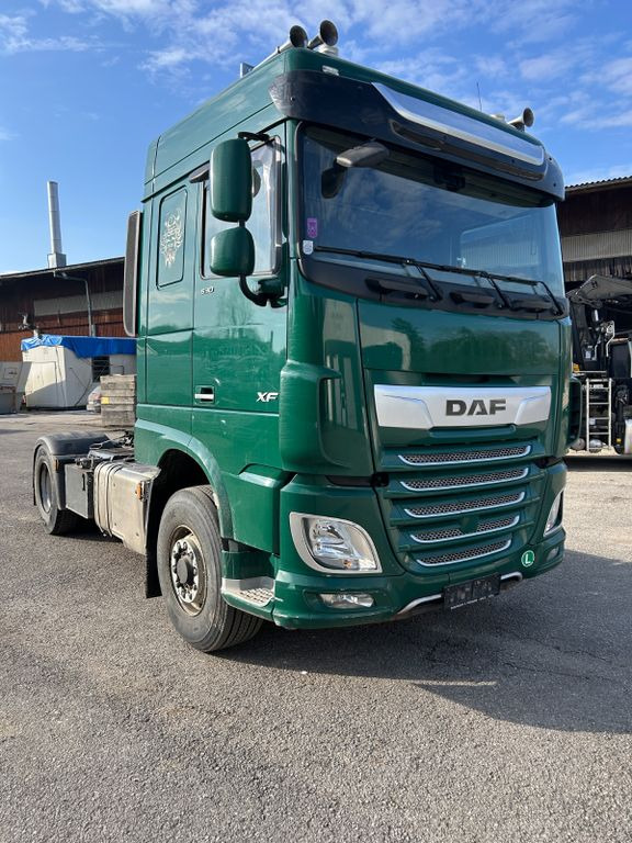 DAF XF 530 PxP 4x4 Hydraulik DAF XF 530 PxP 4x4 Hydraulik - Vilcējs: foto 3 DAF XF 530 PxP 4x4 Hydraulik DAF XF 530 PxP 4x4 Hydraulik - Vilcējs: foto 3