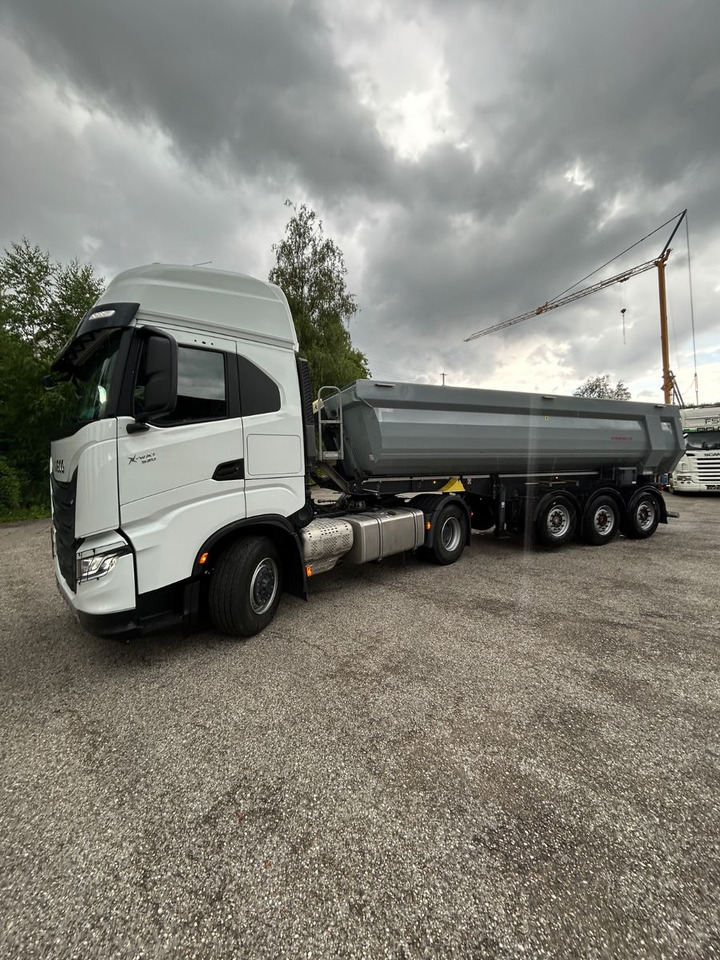 Iveco X -Way 530 Hydro Drive Kipp und Schubboden Hydra - Vilcējs: foto 1 Iveco X -Way 530 Hydro Drive Kipp und Schubboden Hydra - Vilcējs: foto 1