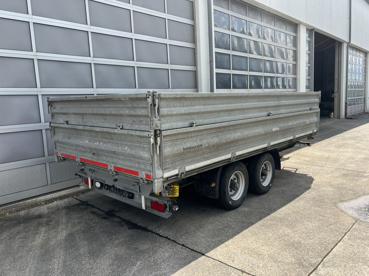Humbaur D1AC Tandemkipper- Tieflader mit Aufsatz, neuwertig - Piekabe pašizgāzējs: foto 3 Humbaur D1AC Tandemkipper- Tieflader mit Aufsatz, neuwertig - Piekabe pašizgāzējs: foto 3