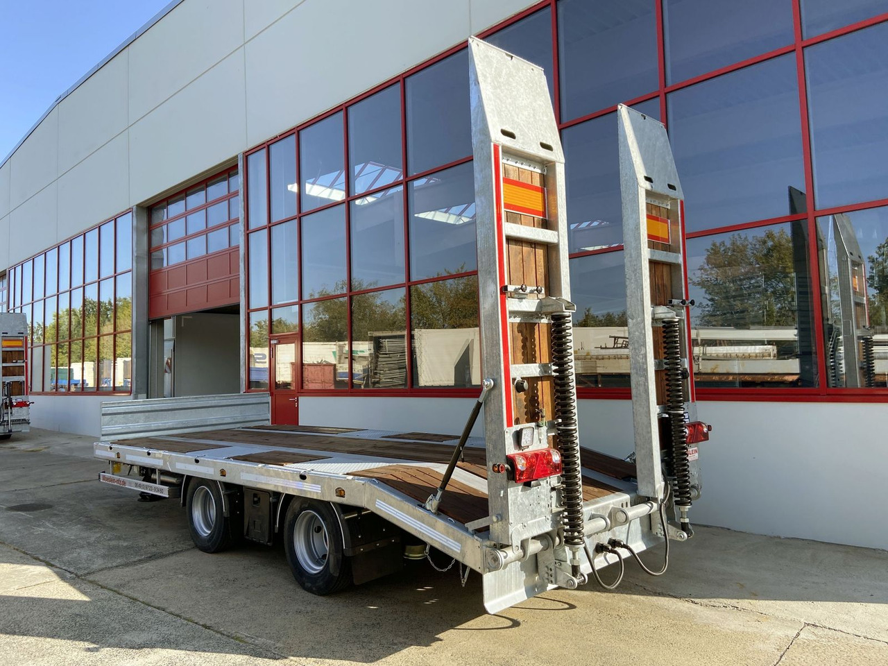 Möslein 19 t Tandemtieflader, Luftgefedert, NEU - Piekabe zema profila platforma: foto 4 Möslein 19 t Tandemtieflader, Luftgefedert, NEU - Piekabe zema profila platforma: foto 4