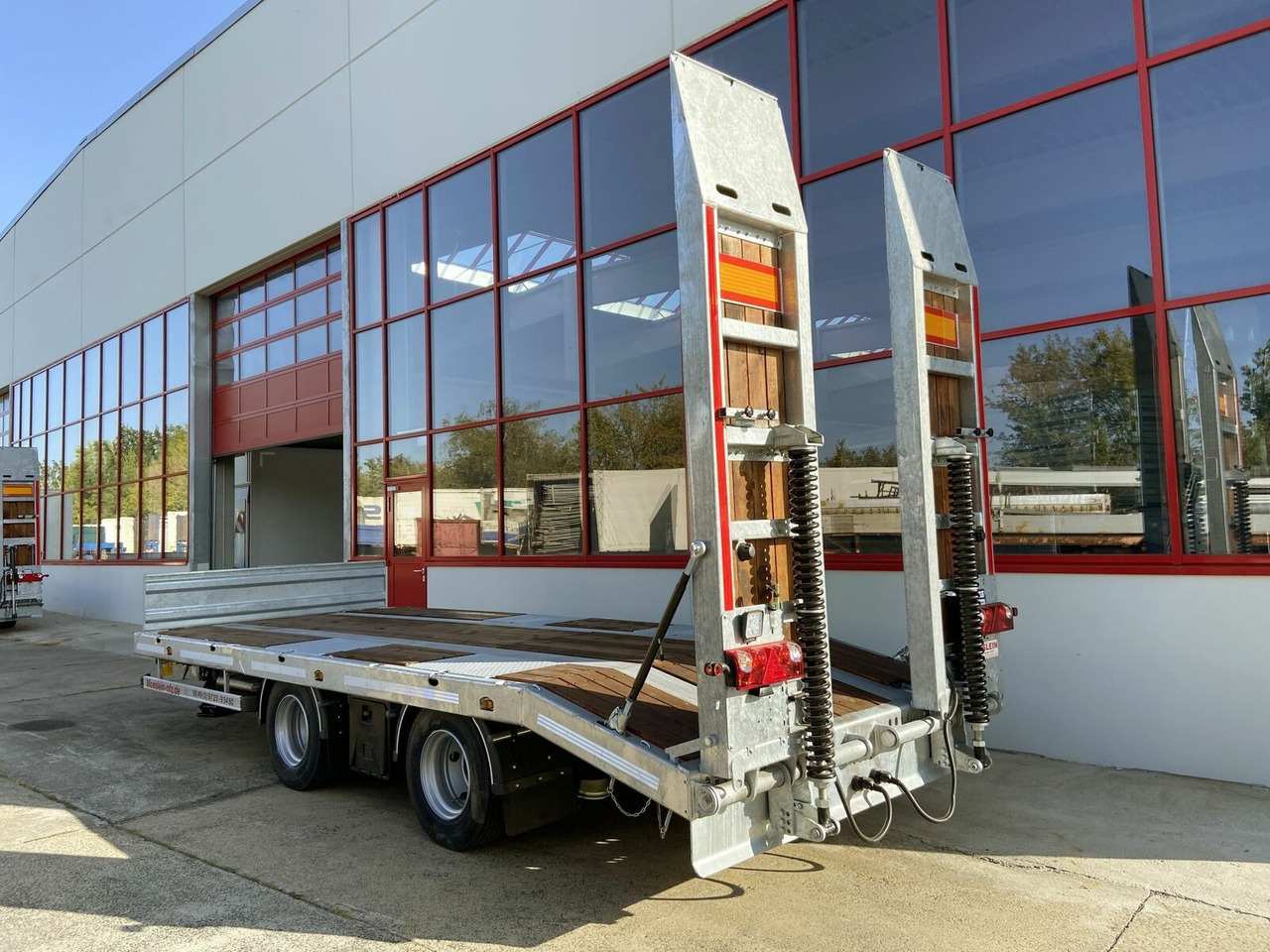 Möslein 21 t Tandemtieflader, Luftgefedert, NEU - Piekabe zema profila platforma: foto 4 Möslein 21 t Tandemtieflader, Luftgefedert, NEU - Piekabe zema profila platforma: foto 4